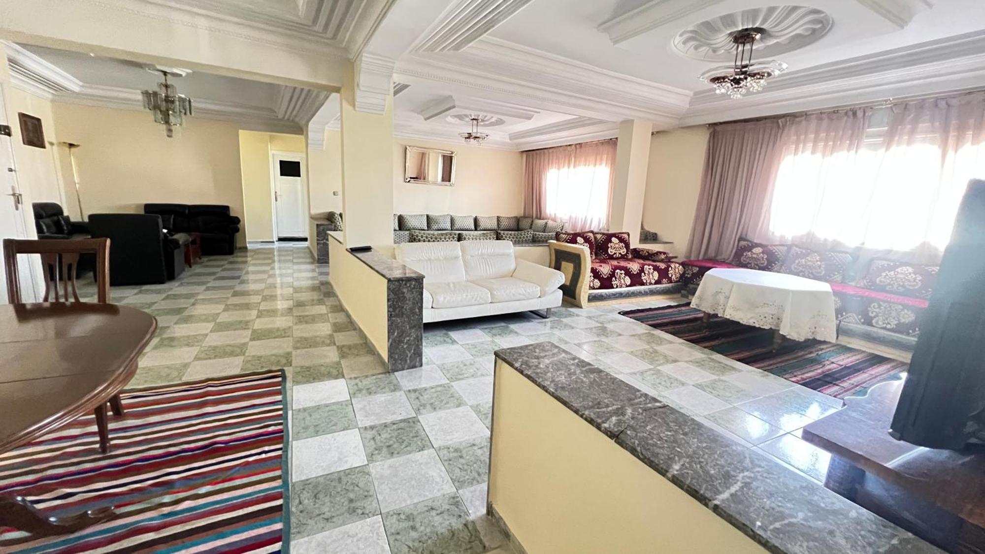 Apartment Centre